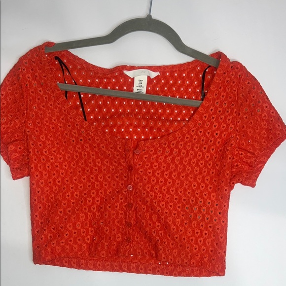 H&M Tops - Women’s H&M Red Eyelet Button-Front Crop Top Size M